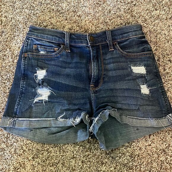 Hollister High Rise Advanced Stretch Shorts - Picture 1 of 3